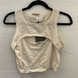 Le Lis Cut Out Crop Top